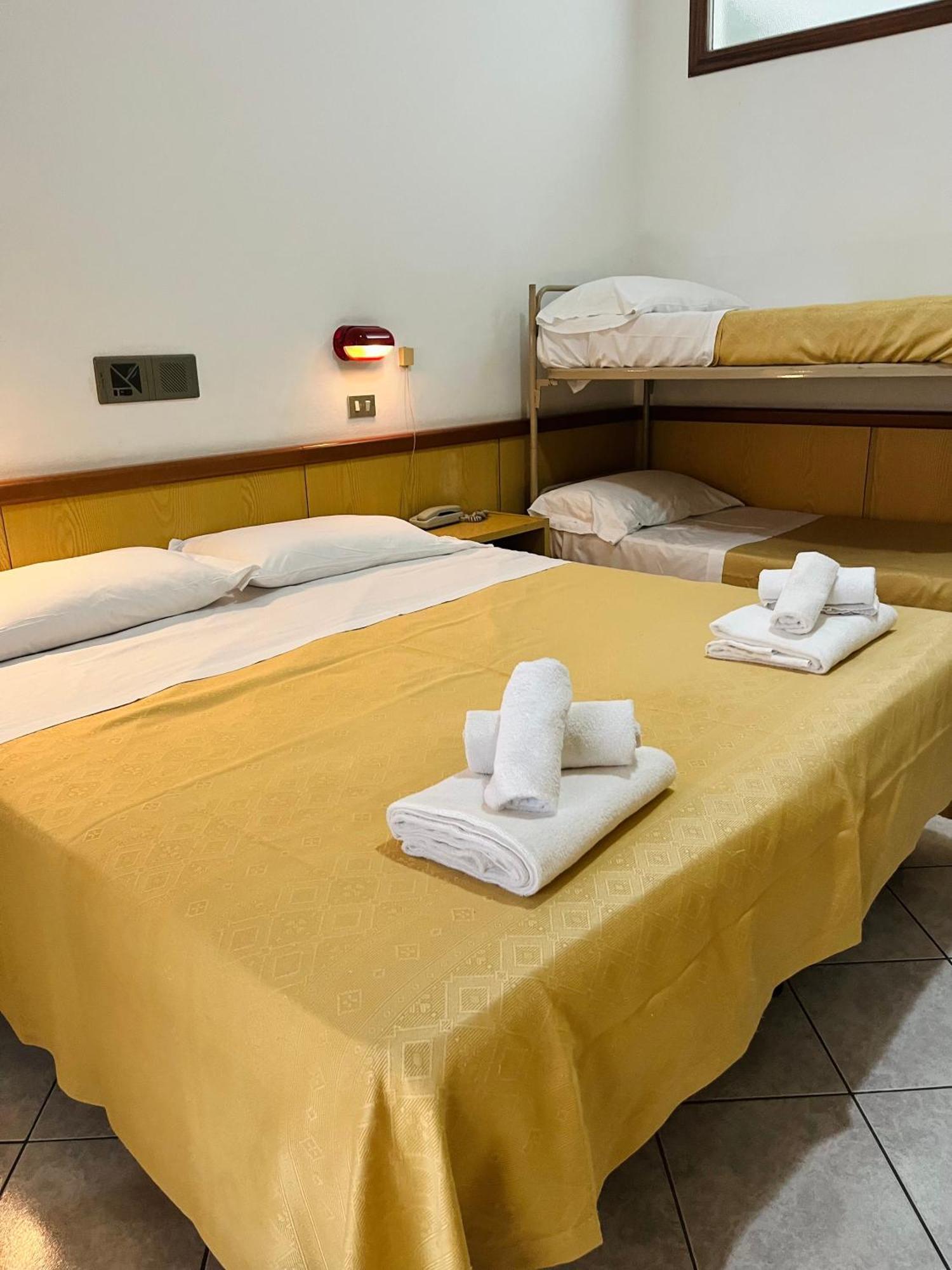 Hotel Columbia Frontemare Rimini